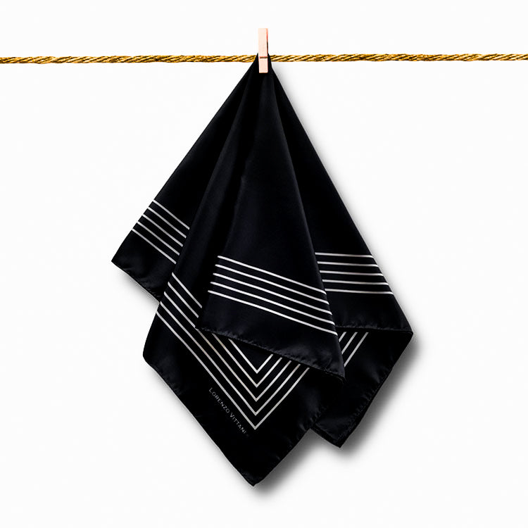 Multi Line Border, Black/White – Lorenzo Vittani