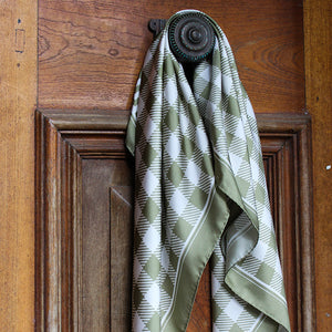 Gingham Large, Sage/Almond